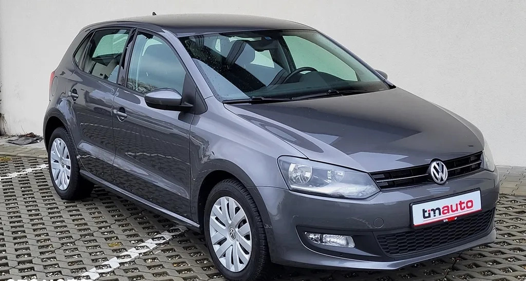 Volkswagen Polo cena 29900 przebieg: 136000, rok produkcji 2014 z Ząbki małe 466